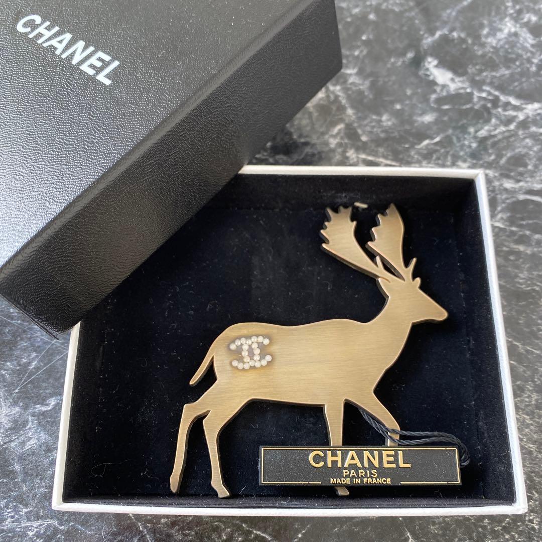 CHANEL シャネル トナカイ ブローチ ココマーク 箱付き