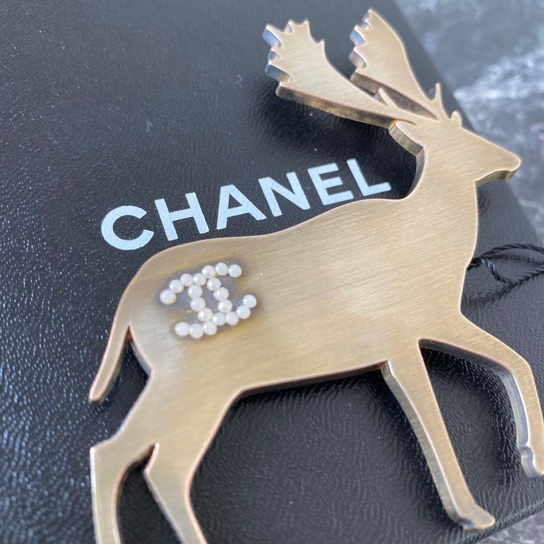 CHANEL シャネル トナカイ ブローチ ココマーク 箱付き