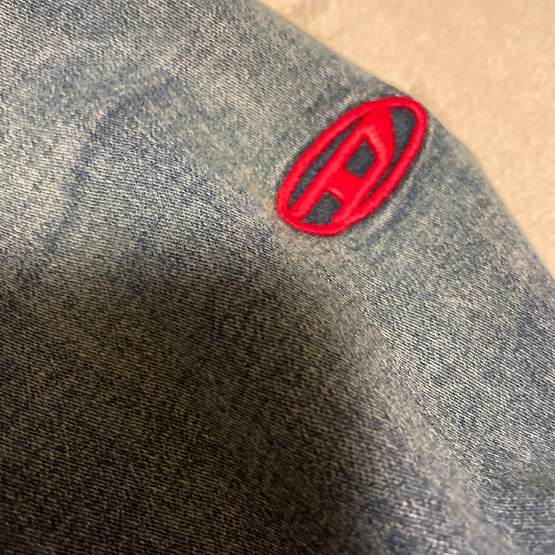 【DIESEL】今季デニムボンバージャケット　ロゴ　ルセラフィム　ユンジン着用♡