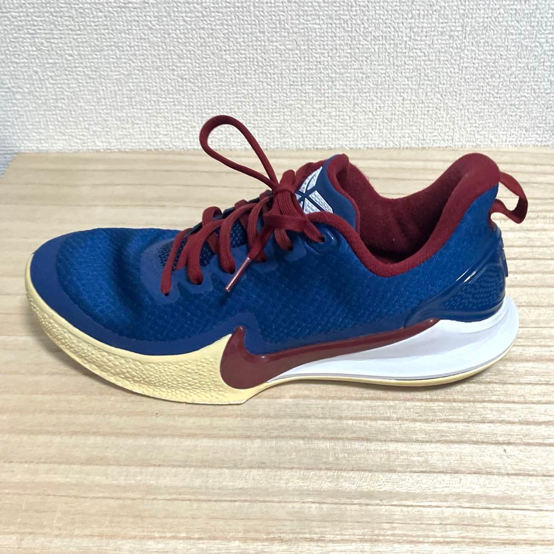 美品 NIKE KOBE MAMBA FOCUS ブルー 25.5cm