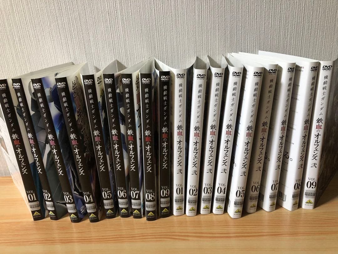 機動戦士ガンダム 鉄血のオルフェンズ レンタル　全巻　dvd