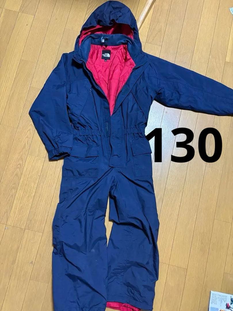 ノースフェイス スノーウェア　スキーウェア　ジャンプスーツ　雪遊び　雪　スキー