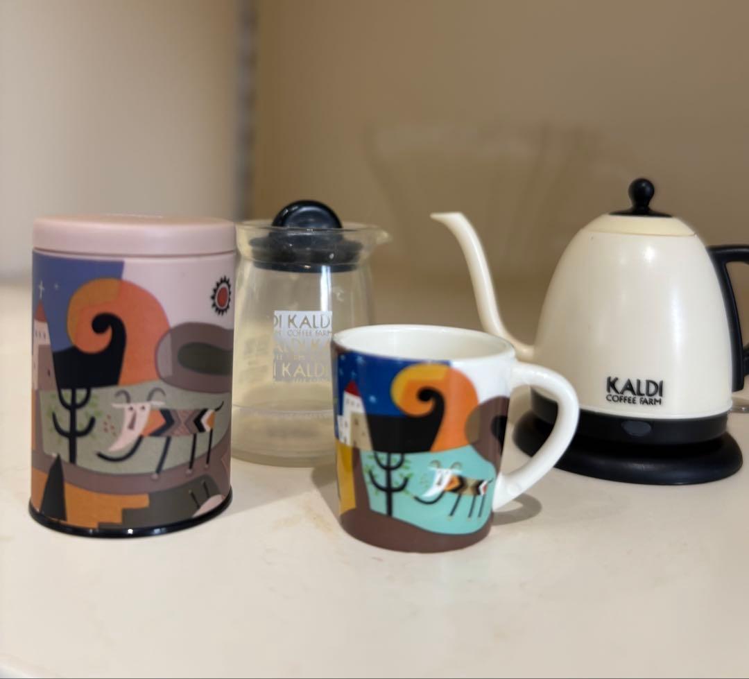 カルディ　ミニチュアフィギュア　レア品2種入り　伝説柄