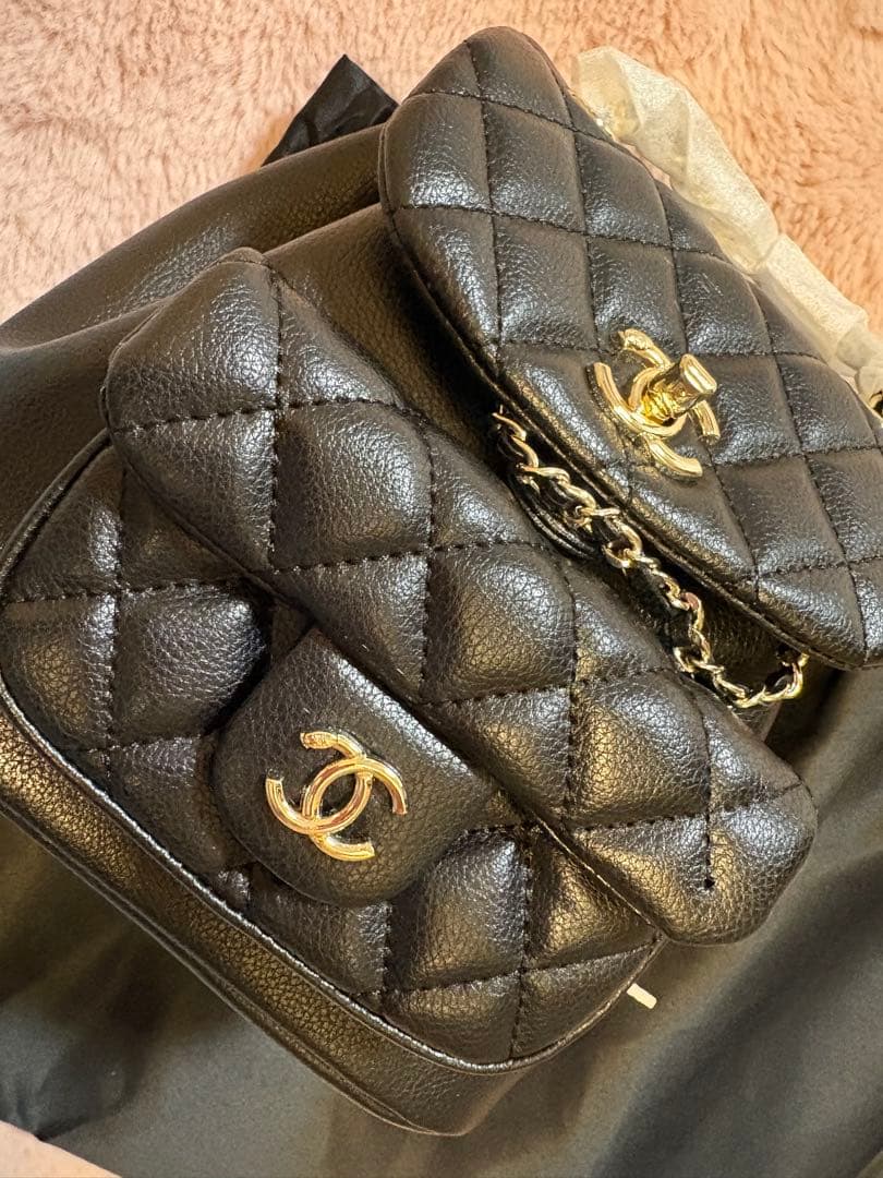 CHANEL ブラックキルティングバックパック