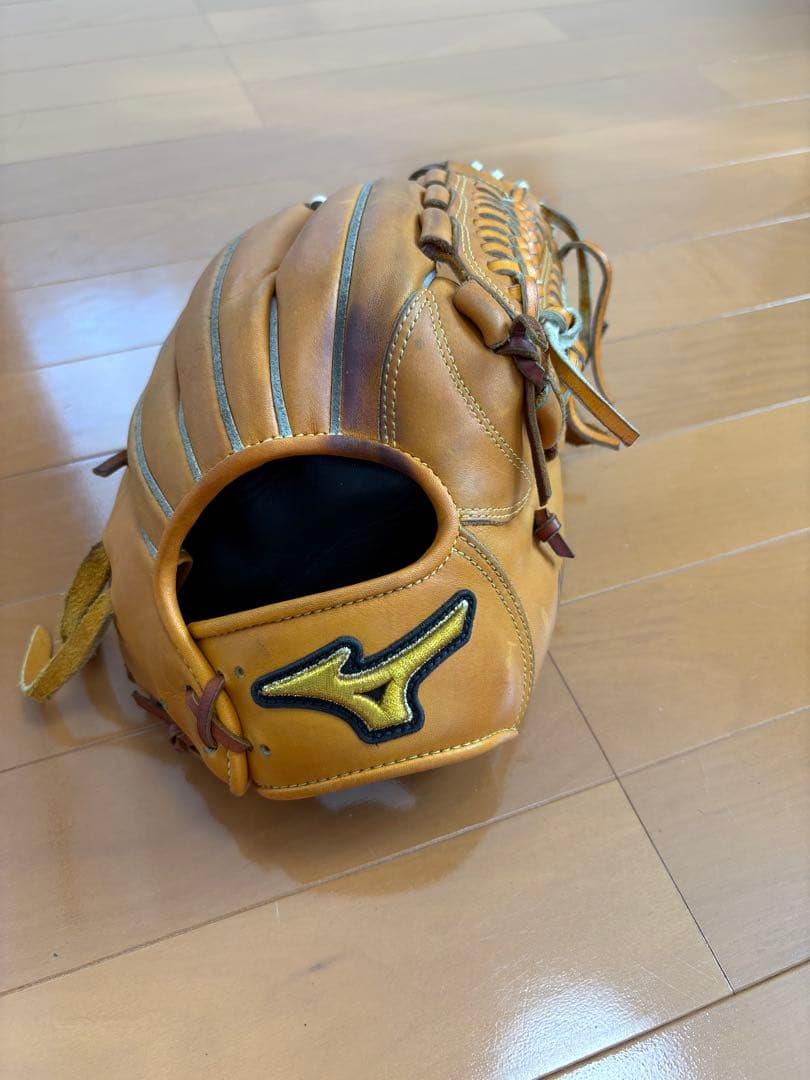 ミズノプロ軟式内野用グローブ