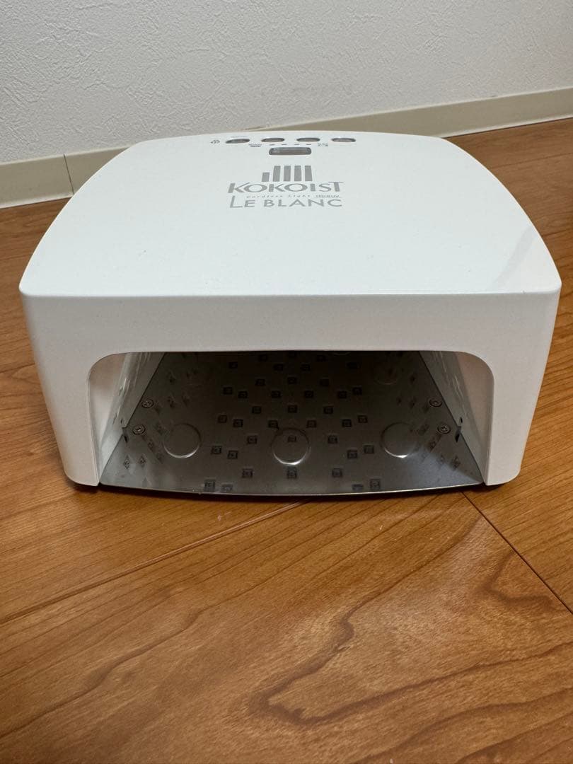 専用出品美品KOKOIST LEBLANCホワイト ココイストネイルライト