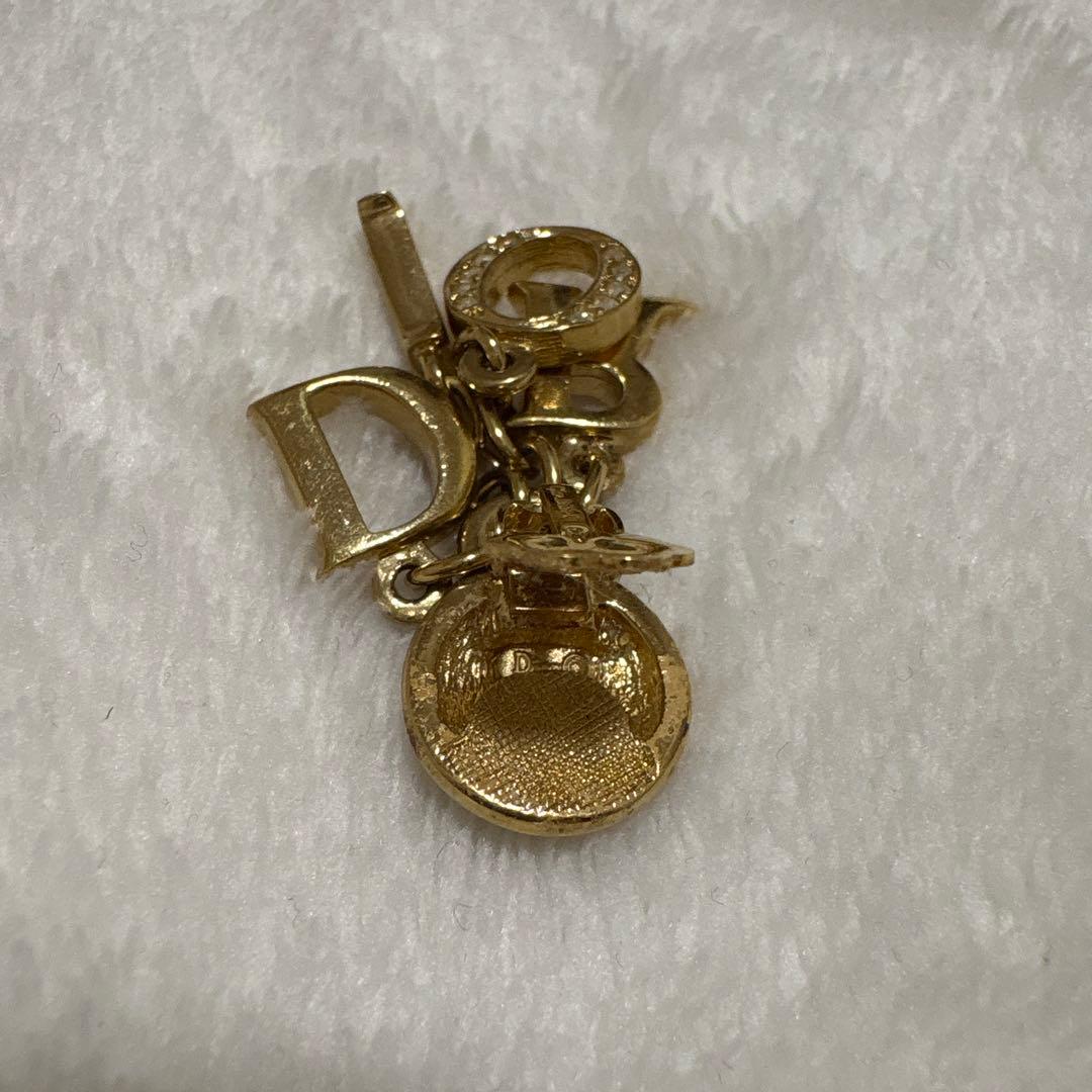 Dior ロゴチャーム ピアス(片耳のみ)