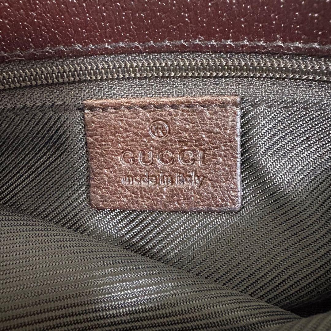 グッチ　ボディバッグ　ウエストポーチ　GG キャンバス　レザー　本革　ベージュ