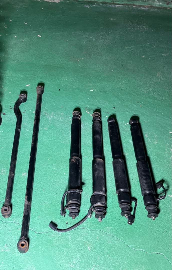 ランドクルーザー80 純正ショック　ロッド 足回り