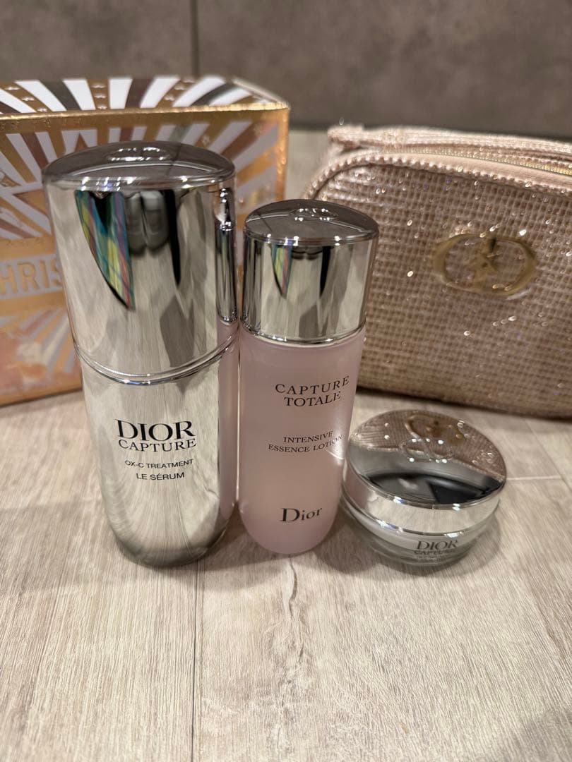 新品未使用　カプチュール ル セラム 50ml ホリデー2025 Dior