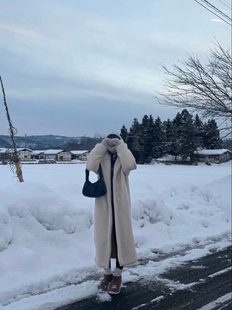 ZARA クリームファー風ロングコート