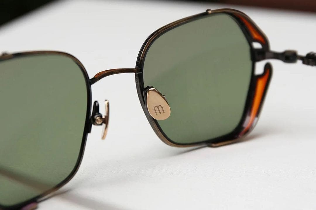 未使用品 MATSUDA マツダ M3153 col.AG