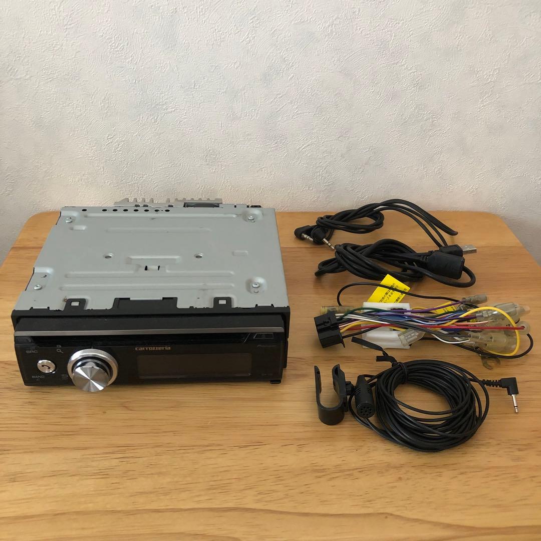《中古》パイオニア　カロッツェリア　DEH-7100 1DIN カーオーディオ
