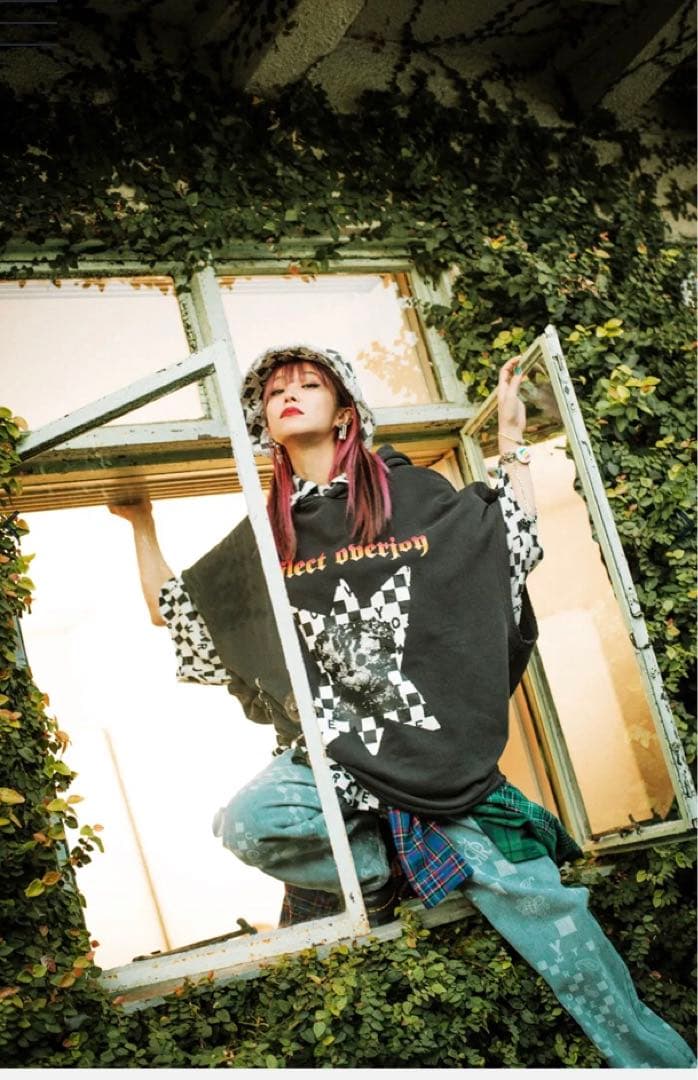 LiSA roy reflect overjoy デニム パンツ