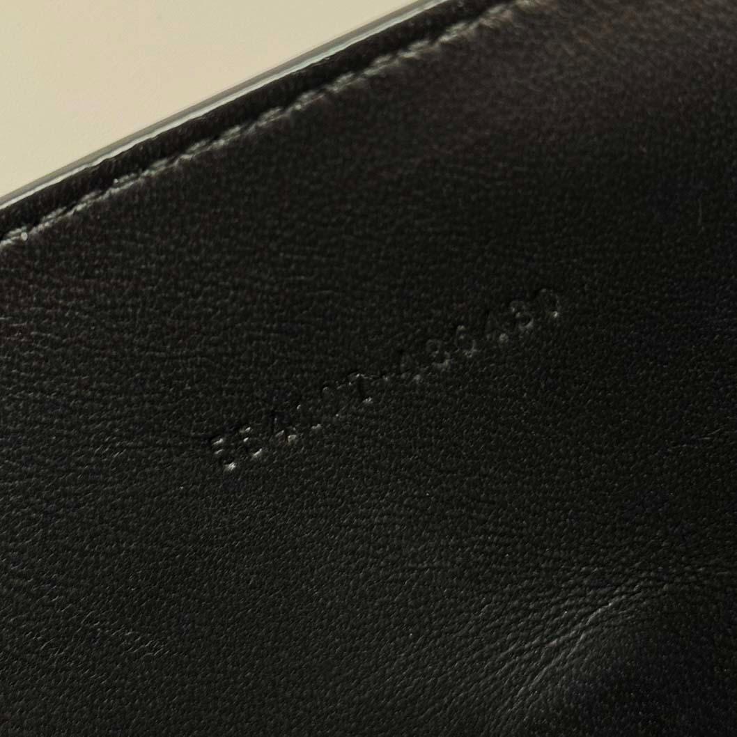 アレキサンダーマックイーン スカル クラッチバッグ