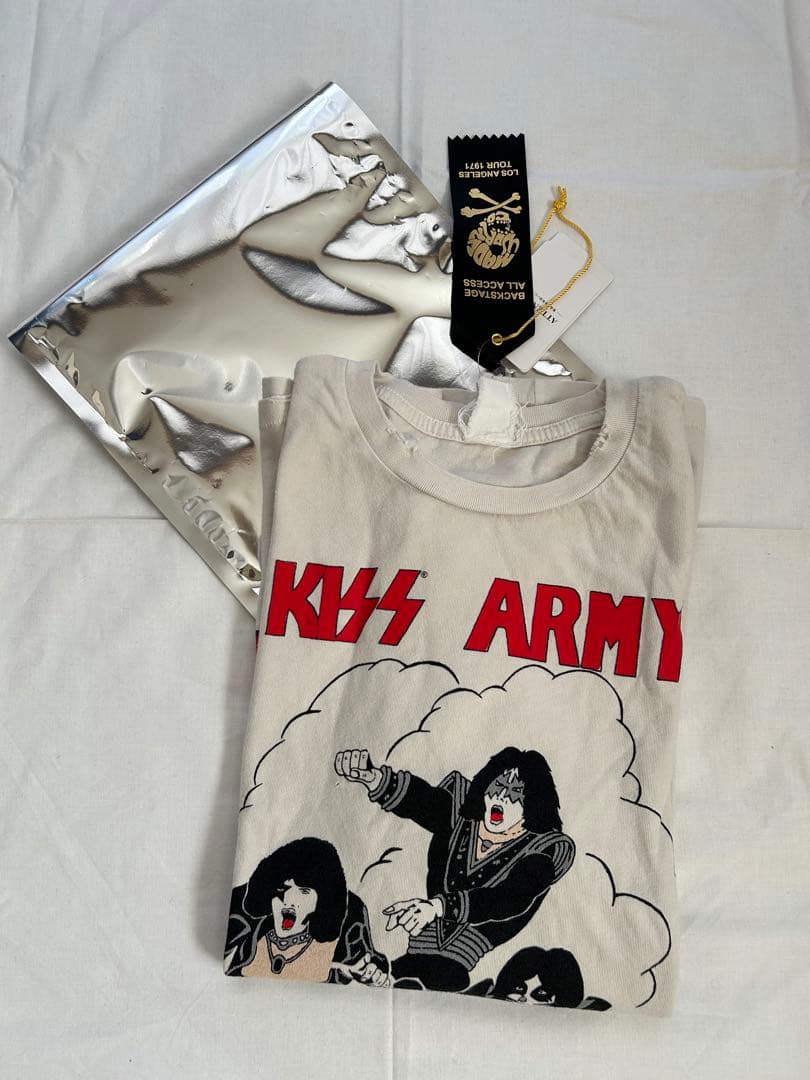 【MADE WORN/メイドウォーン】The Kiss Tシャツ＊新品