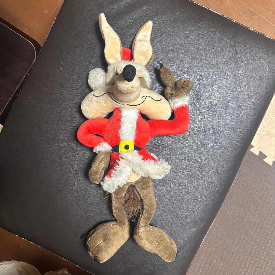 ワーナーブラザーズ　ルーニーテューンズ　ワイリーコヨーテ