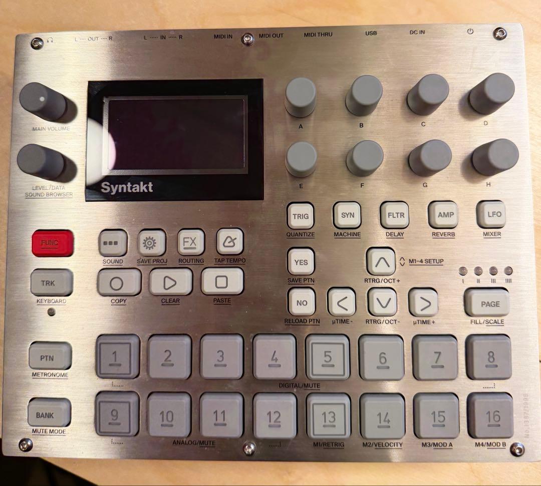 ELEKTRON Syntakt E25 RemixEdition シンセ