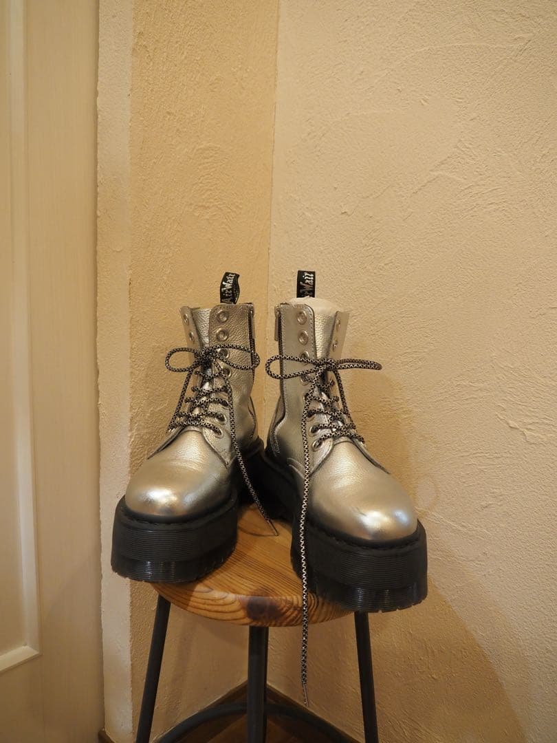 Dr. Martens☆Jadon Max llic Platform