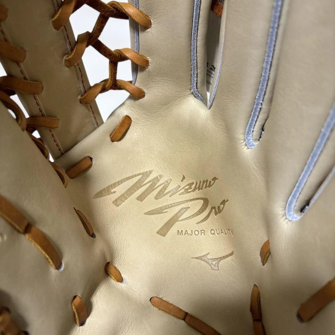 週末限定定価税込47300円！ミズノプロ　クラシック　軟式外野手用　新品未使用