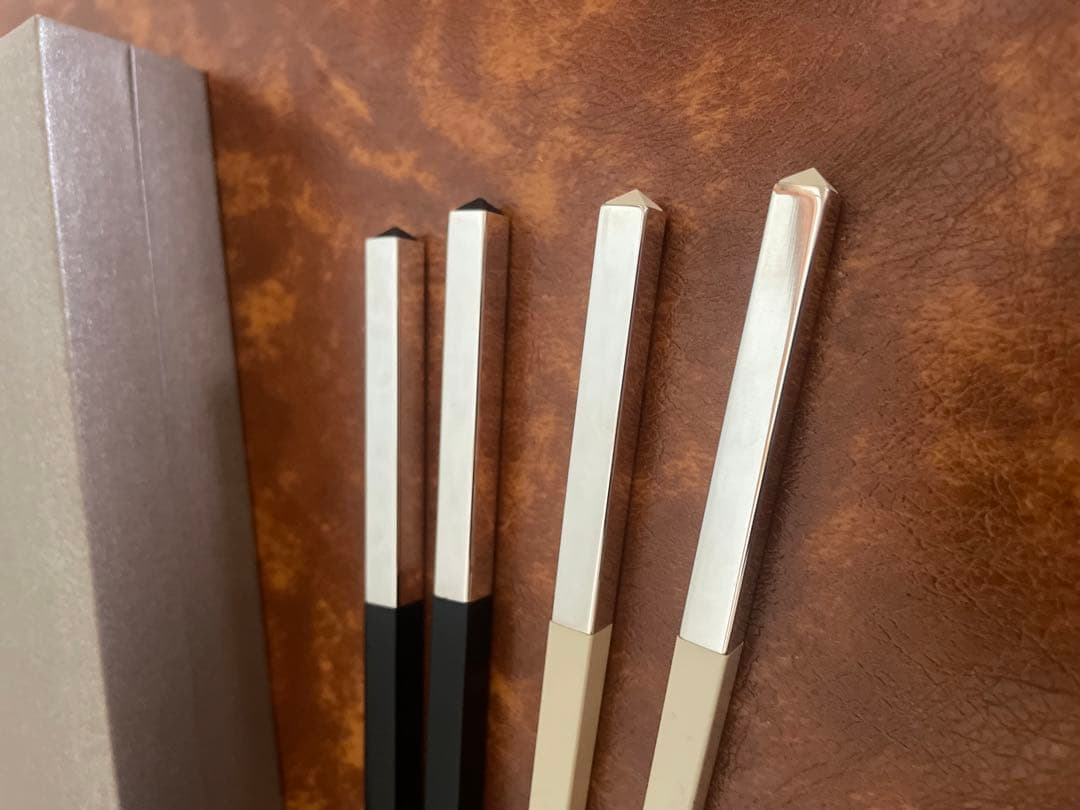 Christofle ペア　箸 クリストフル　白　黒