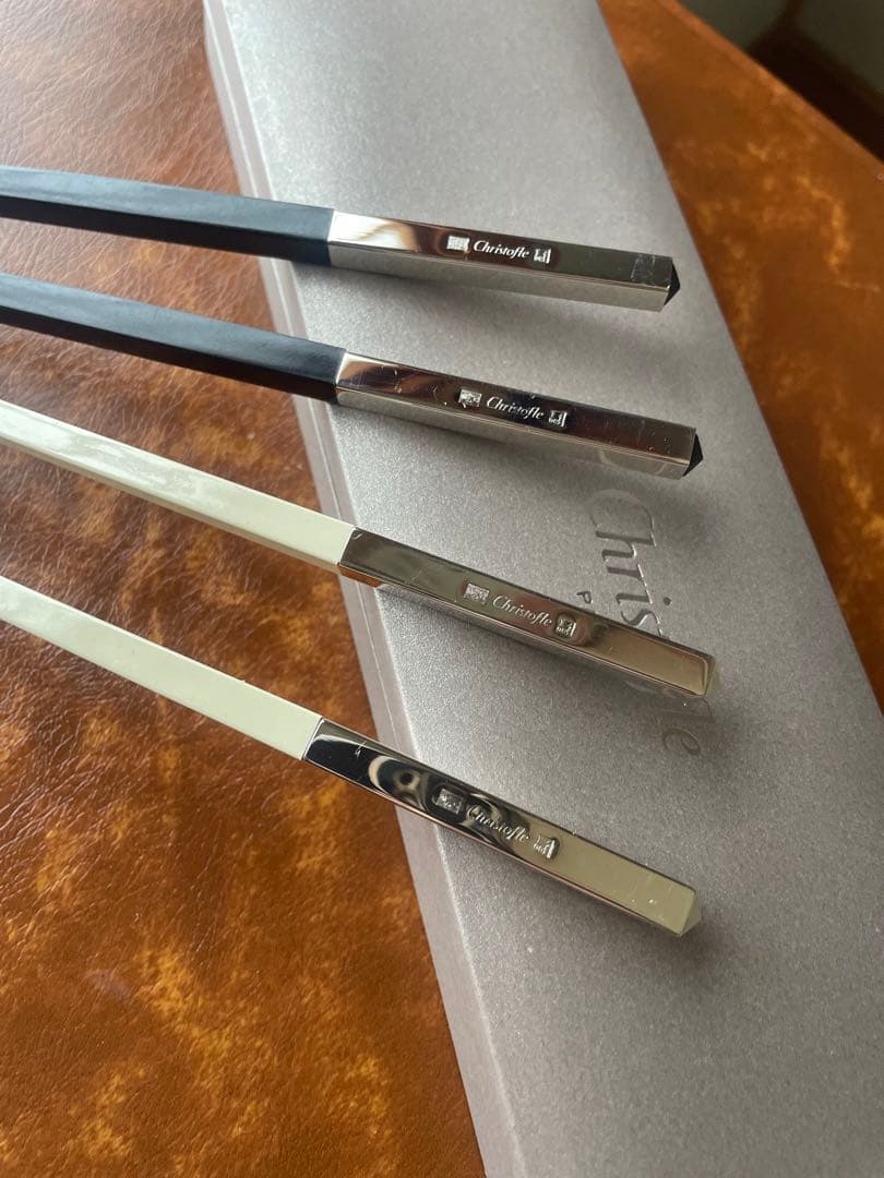 Christofle ペア　箸 クリストフル　白　黒