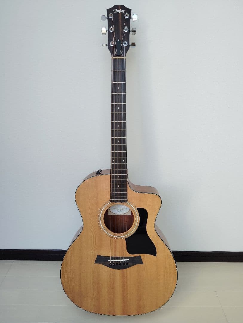 Taylor エレアコ 114ce