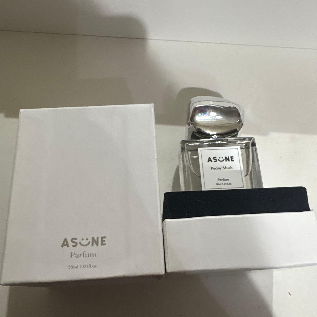 ASUNE 香水