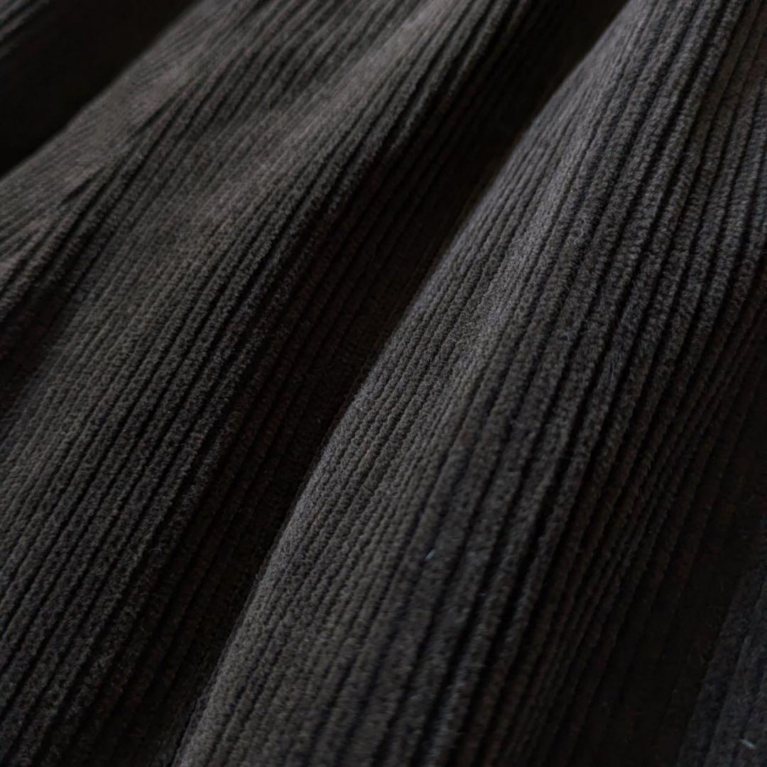 HUIS./遠州織物　シャトルコーデュロイバルーンパンツ（太畝　カーキブラウン）