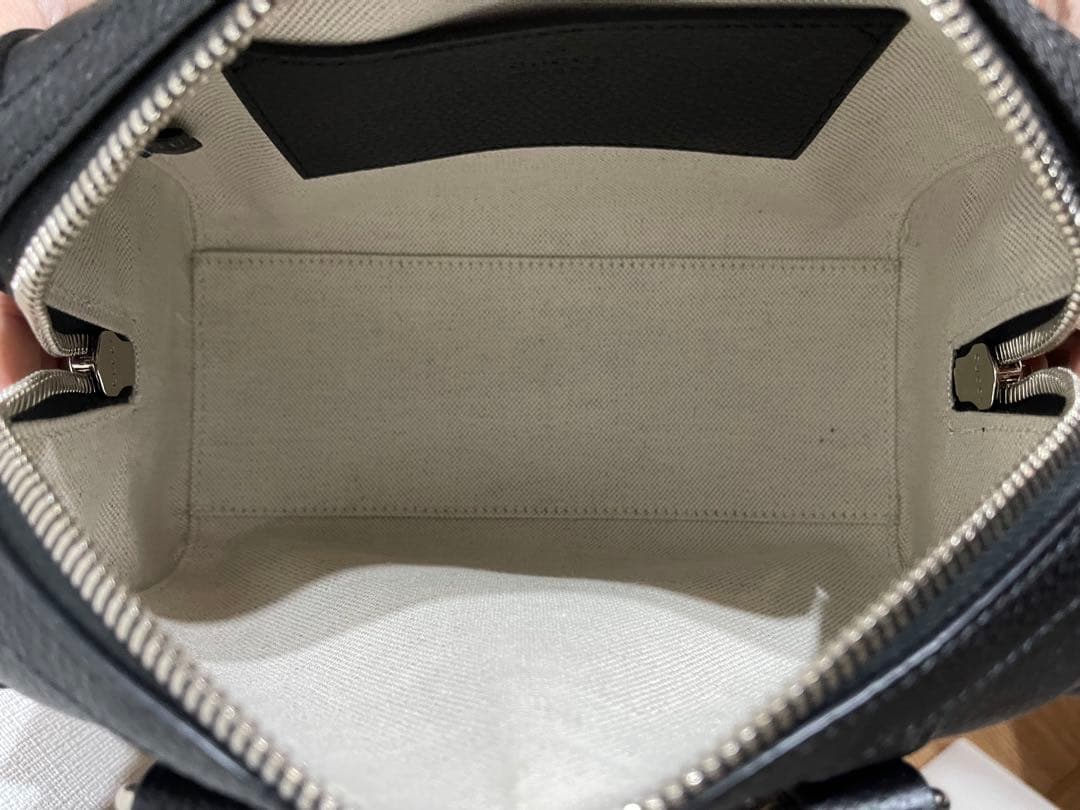 【本日限りセール】GUCCI ブラックレザージャンボGGミニダッフルバッグ