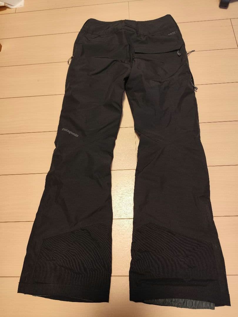 パタゴニア　ウィメンズ　パウダーボールパンツ　xs