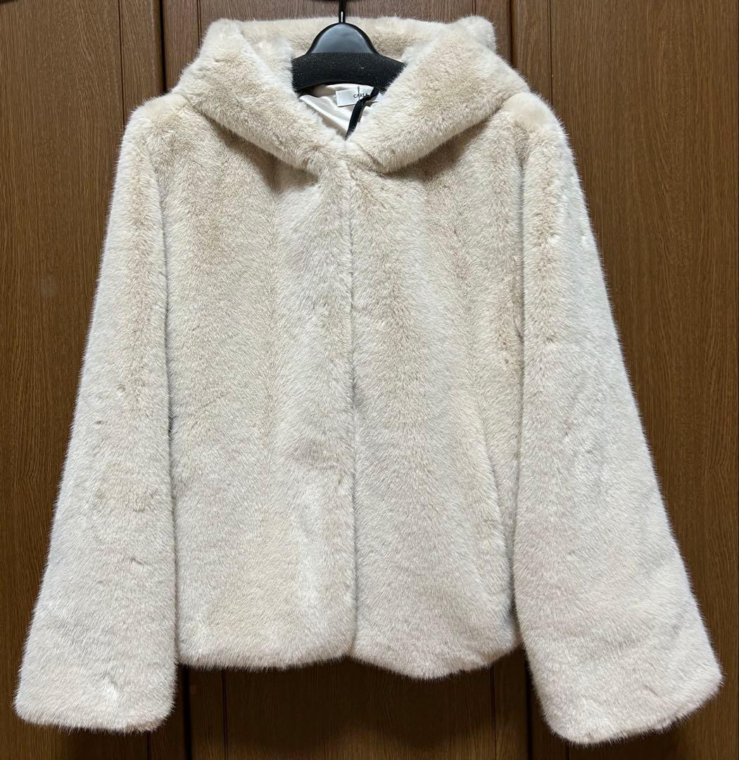 新品★CARLAカーラ　Eco fur hood coat / beige