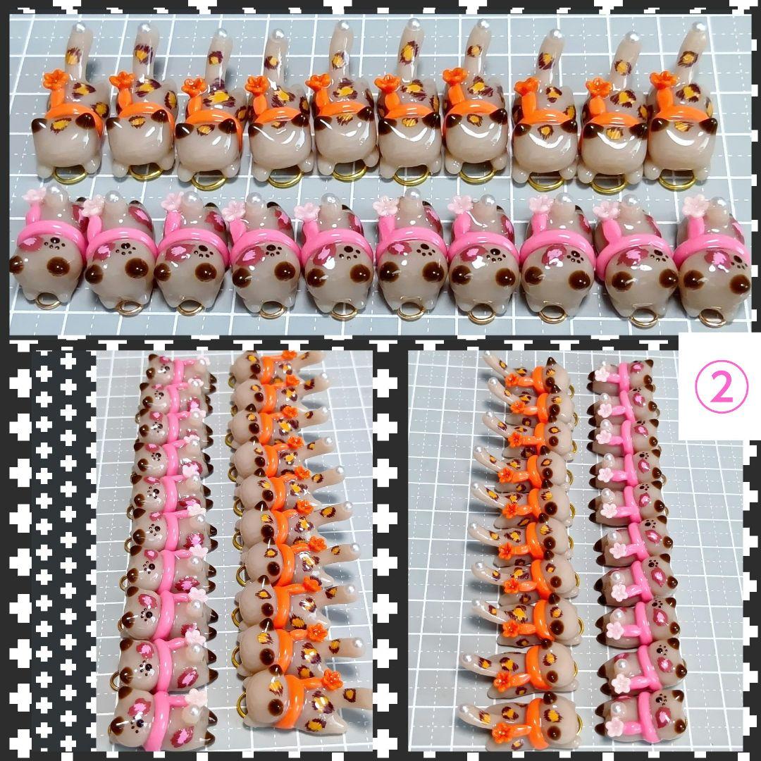 ぐで猫　猫耳ファー　ヒョウ柄バッグチャーム　茶猫　ハンドメイド　猫キーホルダー