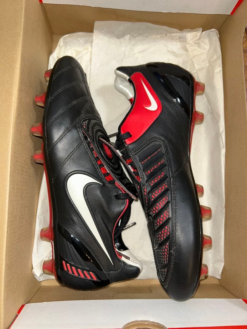 デッドストック ナイキ サッカースパイク トータル90 レーザー HG-E