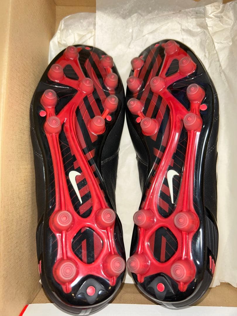 デッドストック ナイキ サッカースパイク トータル90 レーザー HG-E