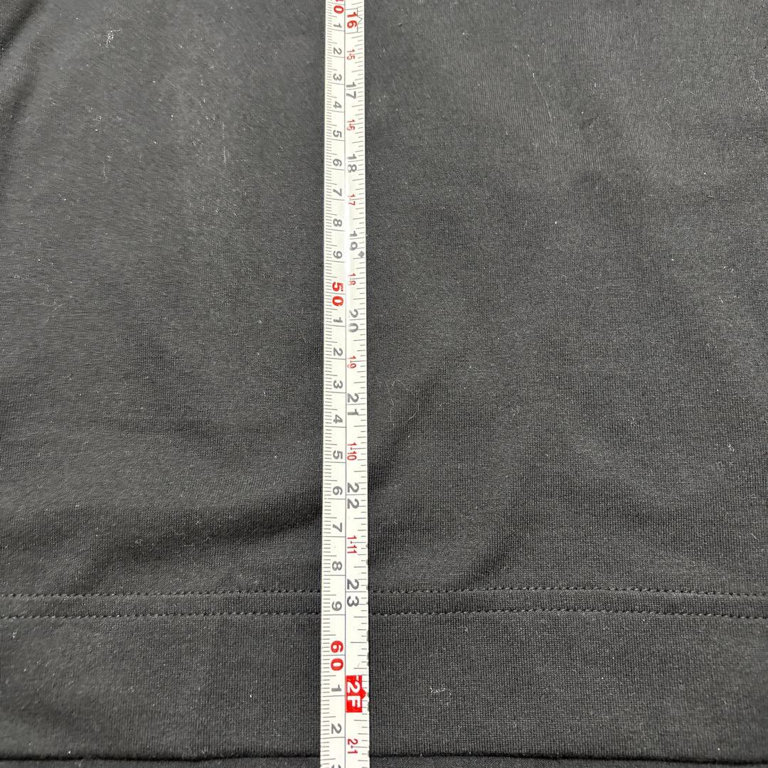 お値下げ‼️新作❣️新品❣️黒 長袖Tシャツ 赤グラフィックプリント