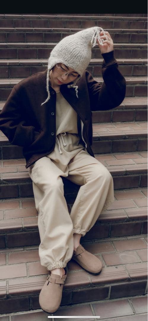 vonsonoのウール・アルパカ混フード型ニット帽