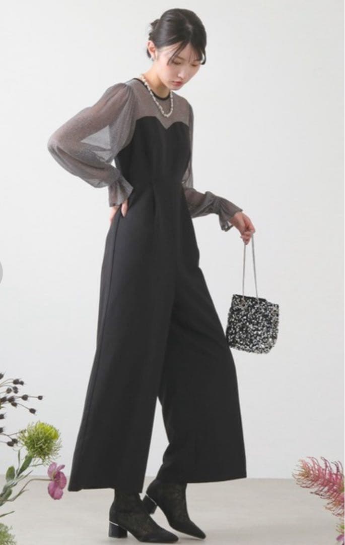 kana パーティー　パンツドレス　オケージョン　結婚式　黒
