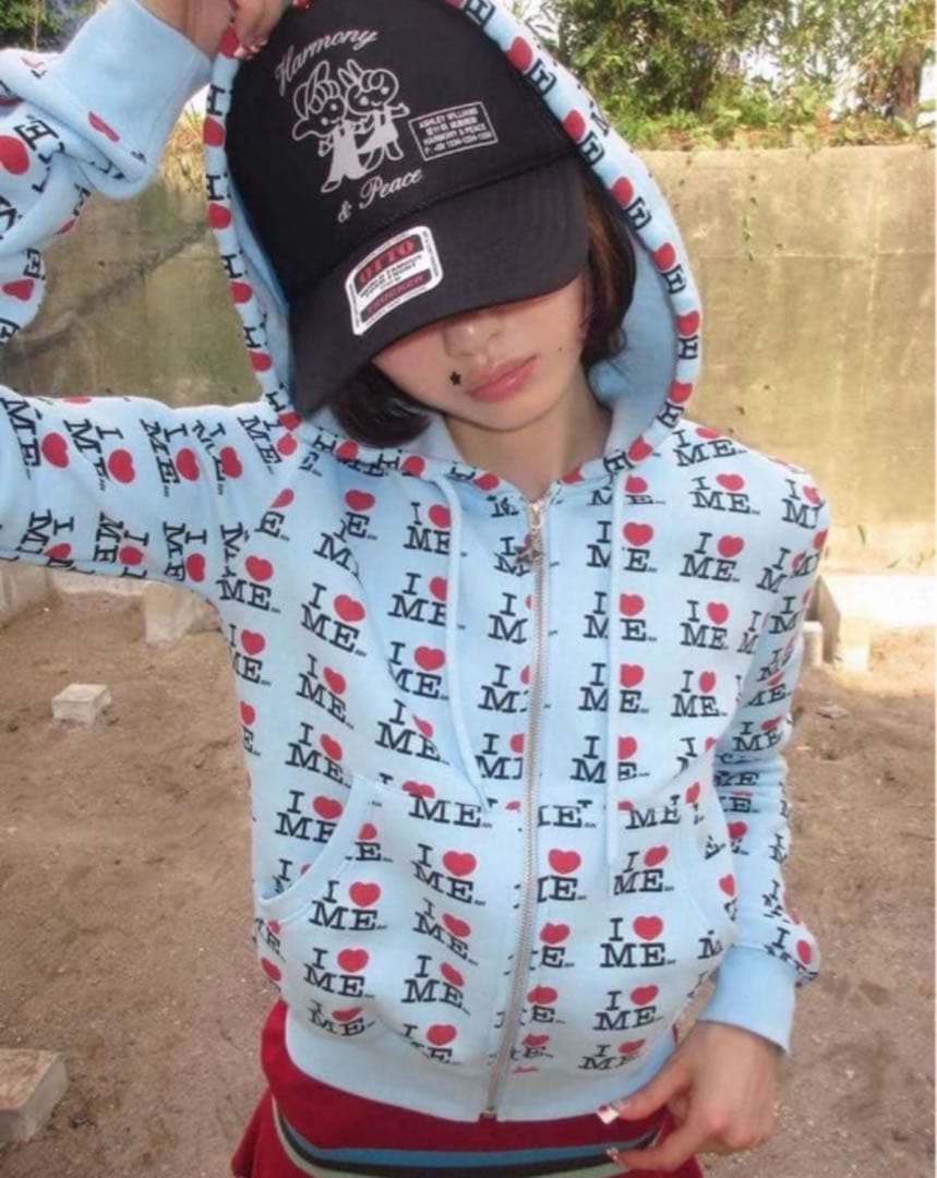 ashley williams パーカー