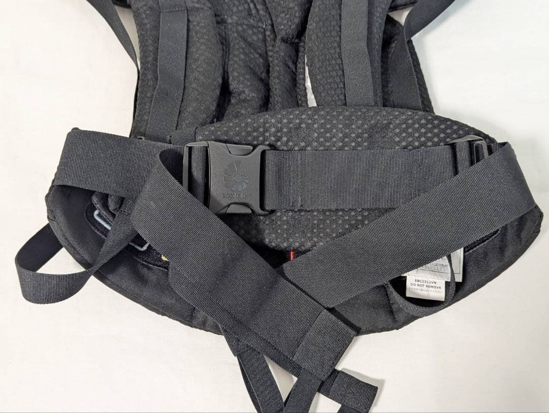 美品 ergobaby 抱っこ紐 オムニブリーズ ブラック