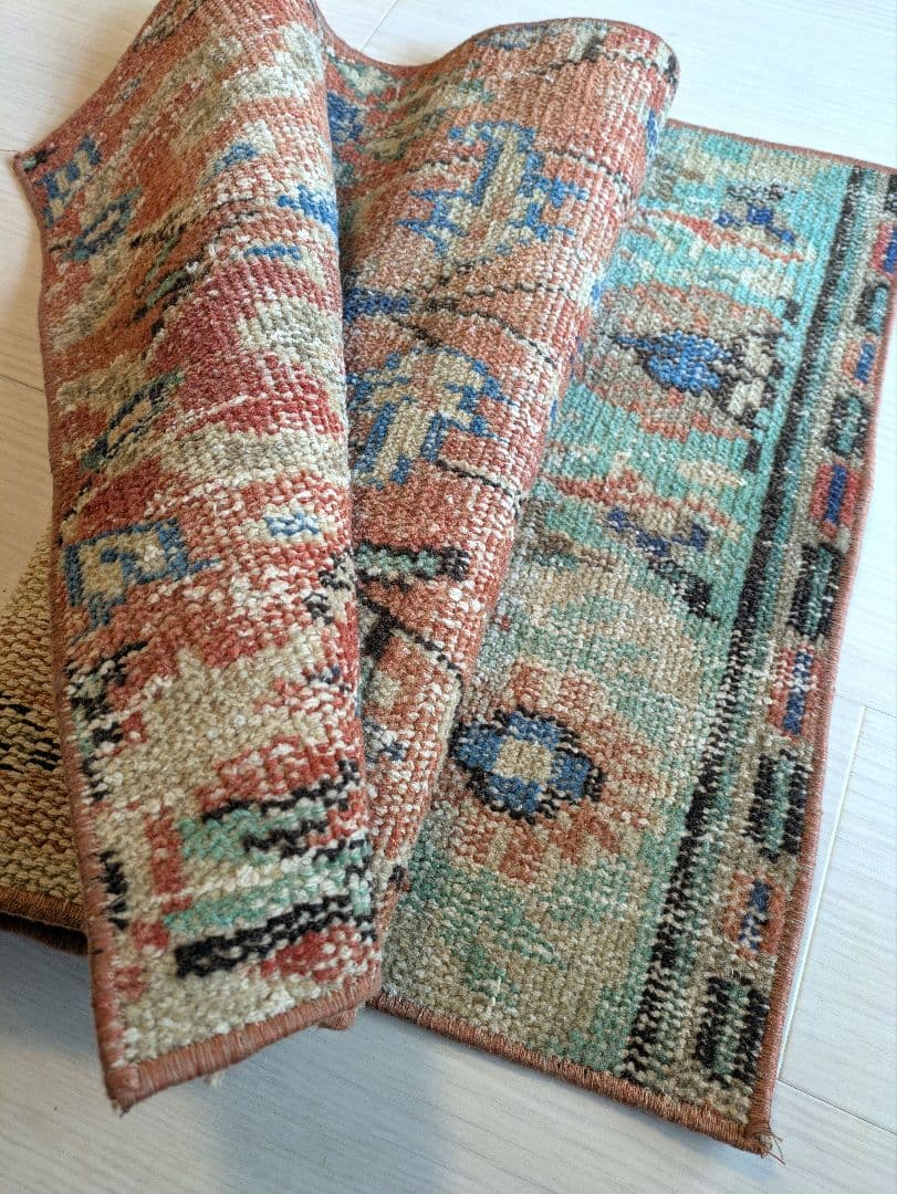50×91 ラコッタオレンジ×トルコブルー　トルコヴィンテージラグ　ミニサイズ