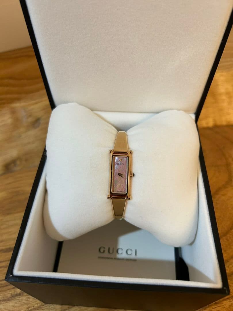 socchi[美品]グッチ GUCCI 腕時計 レディース ピンクシェル