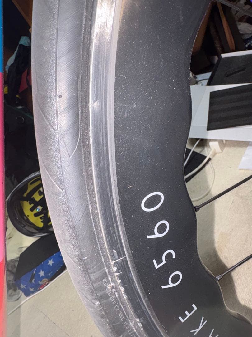 カーボンホイール