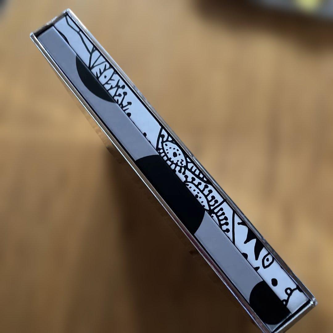 草間弥生　ヴィクトリア・ミロギャラリー個展