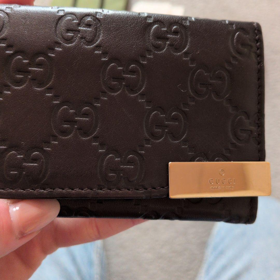 GUCCI ブラックレザー名刺入れ GGパターン