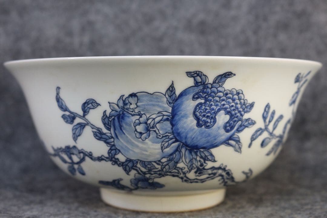 雍正年製　美品　お茶碗　お皿　釉上青花瓷 「過牆石榴文」碗　美品　レア