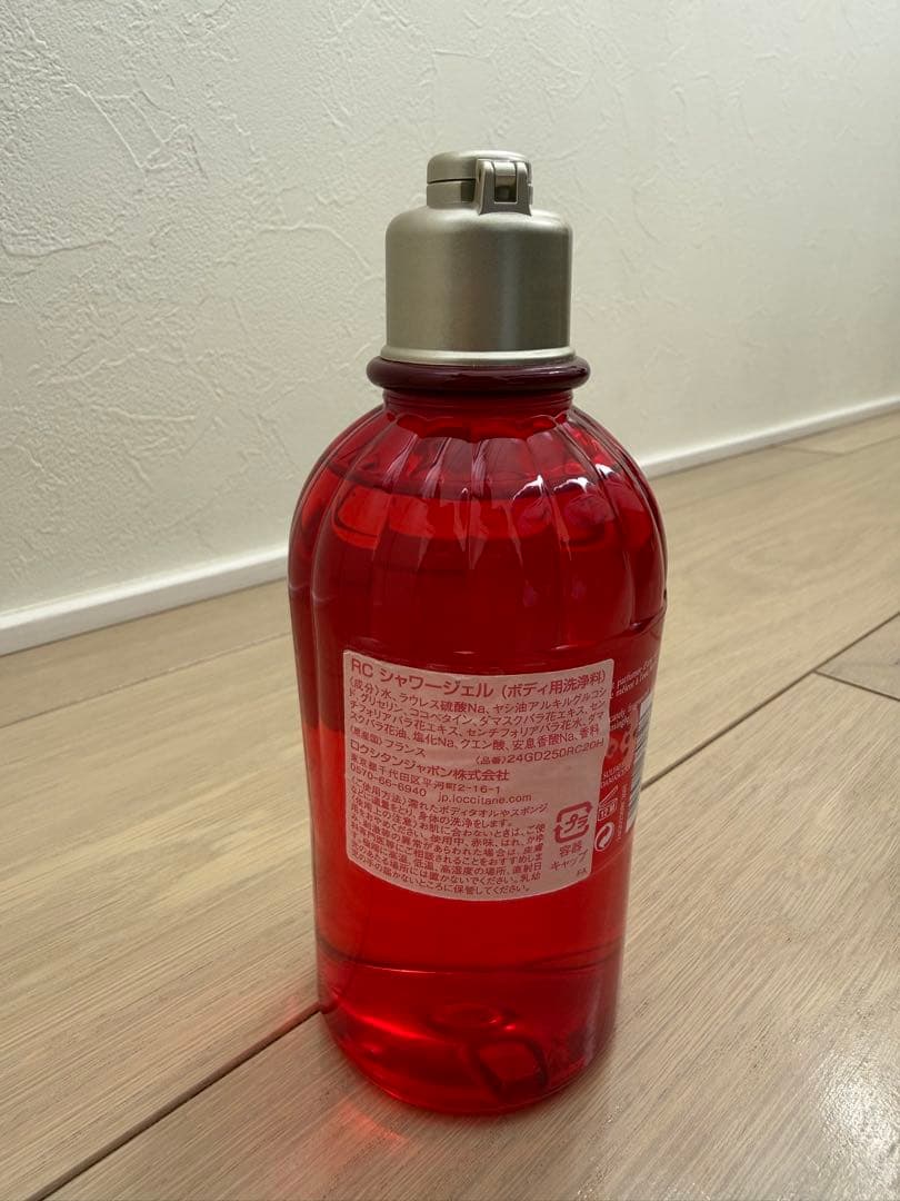 新品未使用　ロクシタン　シャワージェル　ボディソープ