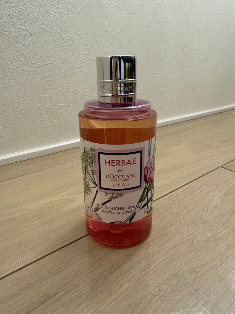 新品未使用　ロクシタン　シャワージェル　ボディソープ