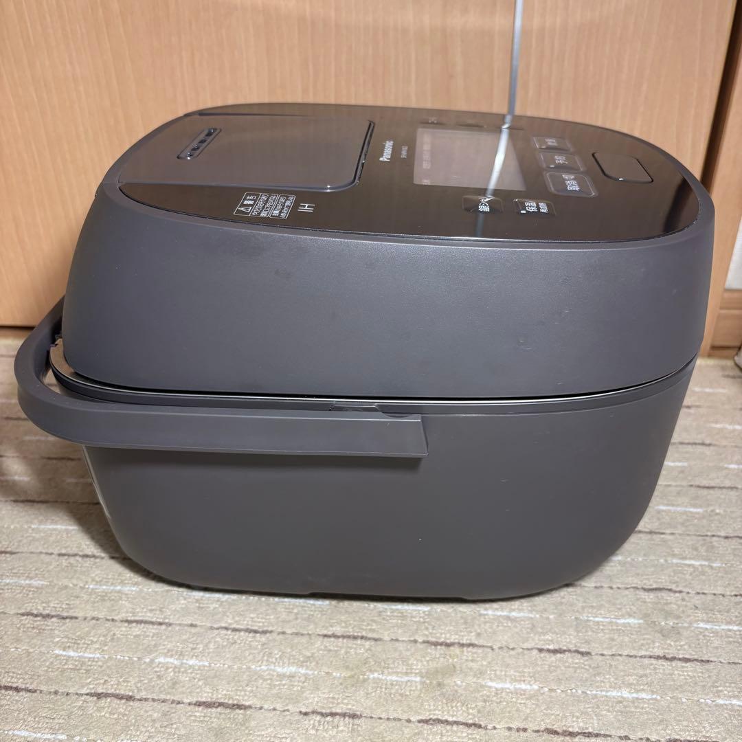 【美品】2023年製Panasonic SR-MPA10E2 炊飯器5.5合炊