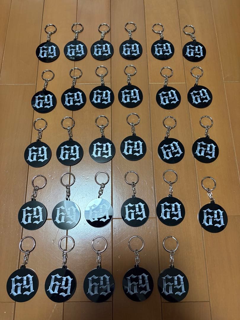 AK-69 キーホルダーまとめ売り　173個